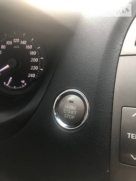 Седан Lexus ES 2006 в Калуші