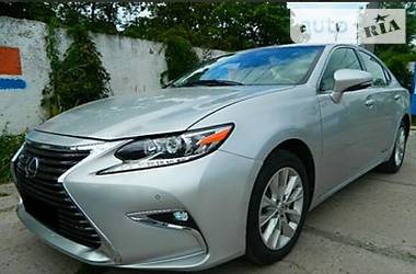 Седан Lexus ES 2014 в 