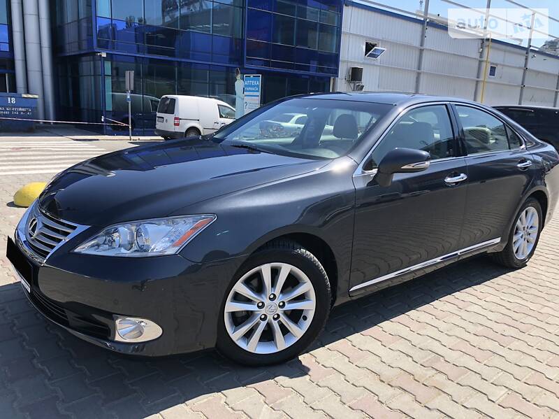 Седан Lexus ES 2011 в 