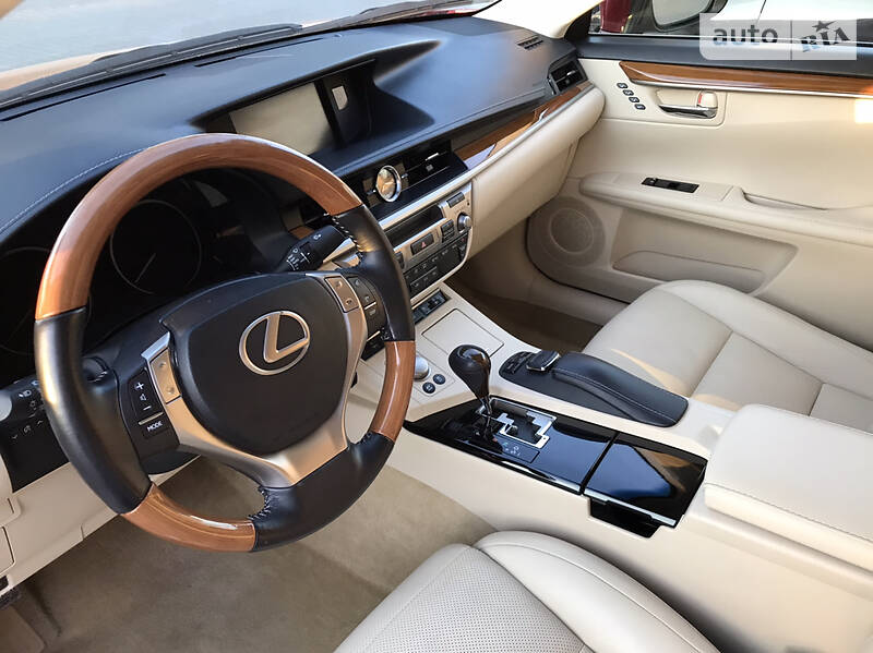 Седан Lexus ES 2015 в Одесі фото 35 Седан Lexus ES 2015 в Одесі