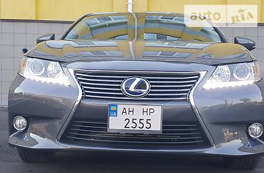 Седан Lexus ES 2013 в Полтаве