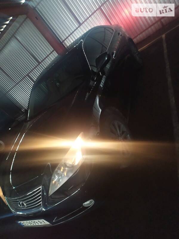 Седан Lexus ES 2007 в Львове