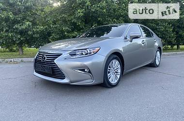 Lexus ES 2017