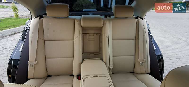 Седан Lexus ES 2017 в Хмельницькому