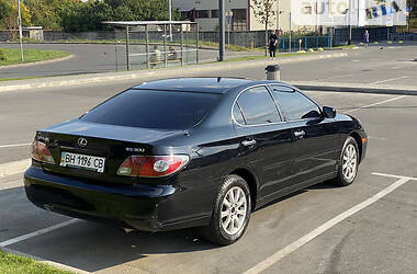 Седан Lexus ES 2004 в Києві