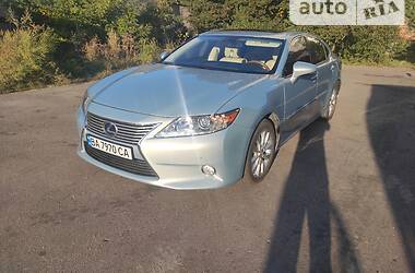 Седан Lexus ES 2012 в Кропивницком