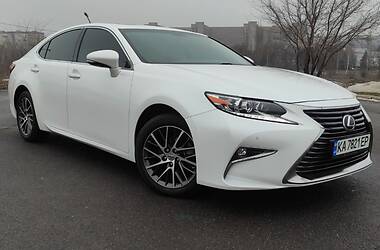 Lexus ES 2017