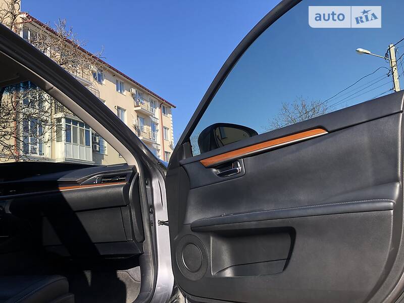 Седан Lexus ES 2012 в Одессе