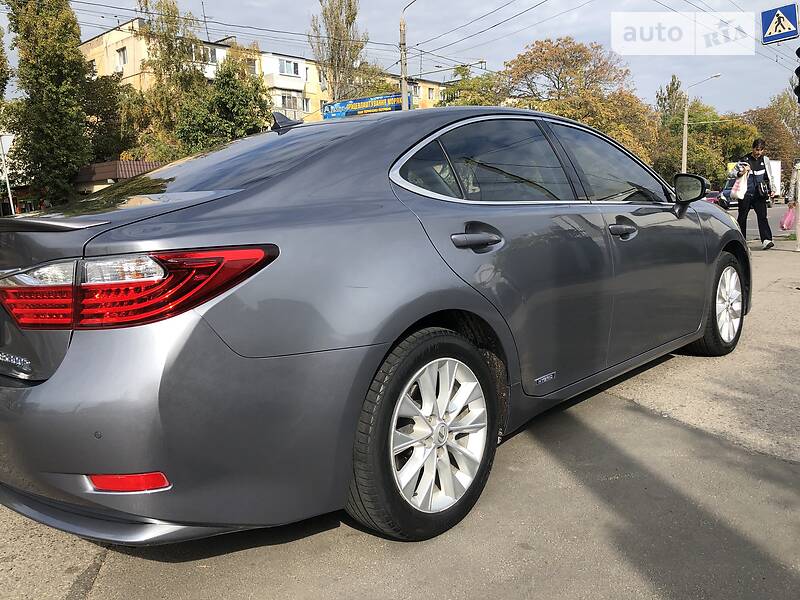 Седан Lexus ES 2012 в Одессе