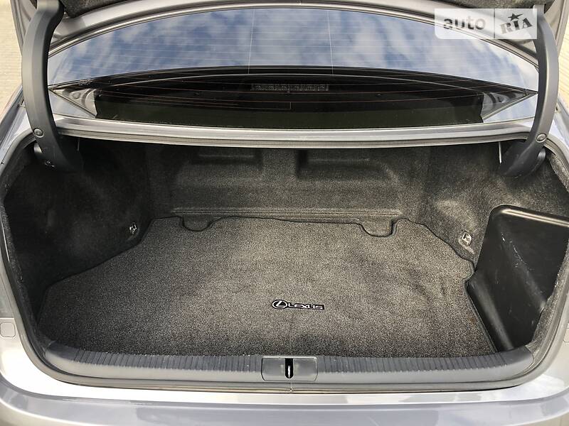 Седан Lexus ES 2012 в Одессе
