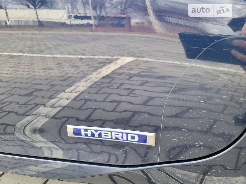 Седан Lexus ES 2014 в Черновцах