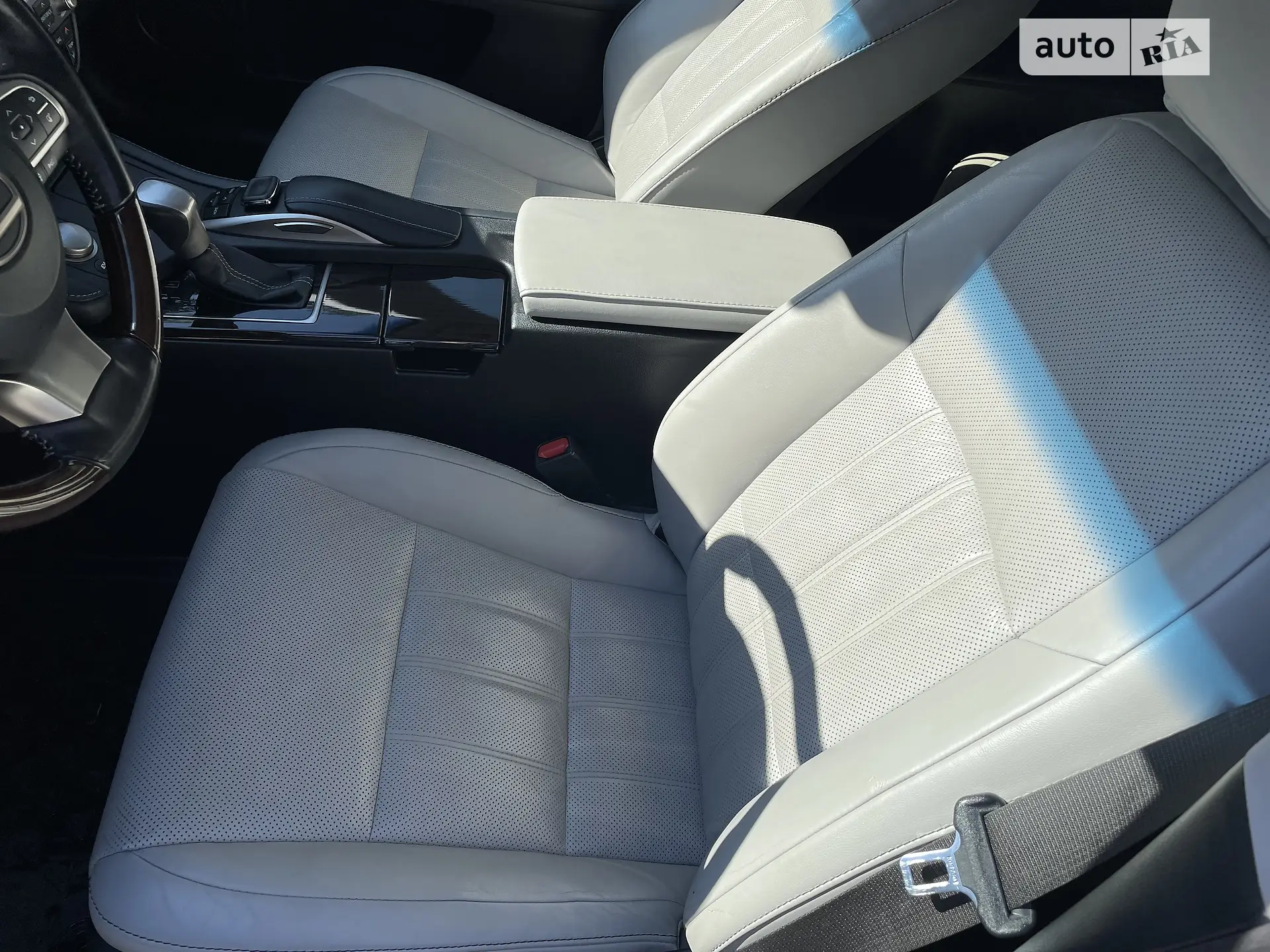 2017 Lexus ES - мініатюра 37