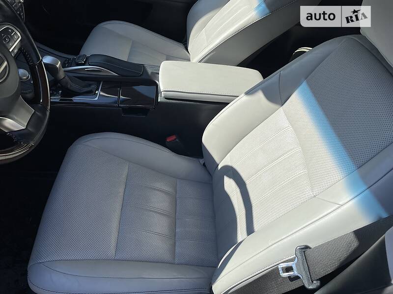 Седан Lexus ES 2017 в Одессе
