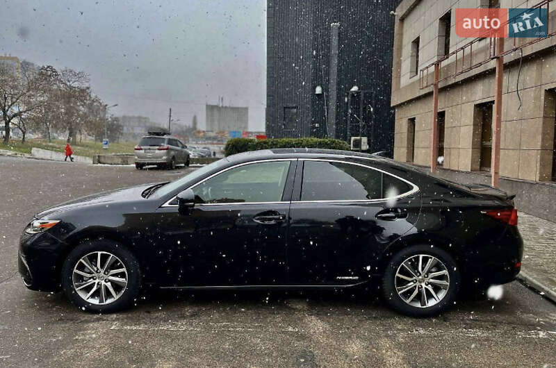 Седан Lexus ES 2017 в Одессе