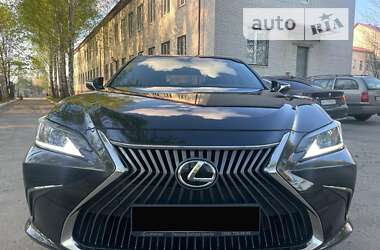 Седан Lexus ES 2019 в 