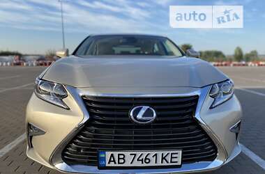 Седан Lexus ES 2012 в 