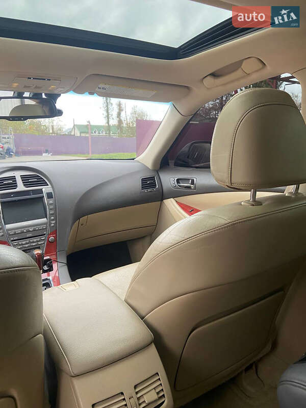 Седан Lexus ES 2007 в Новом Роздоле