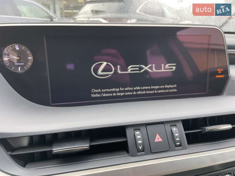 Седан Lexus ES 2018 в Одессе