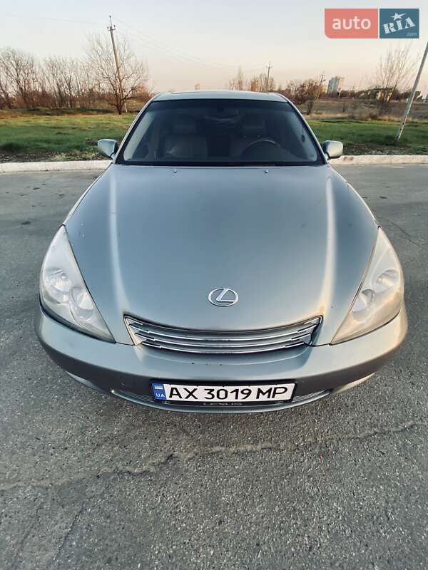 Седан Lexus ES 2004 в Харкові