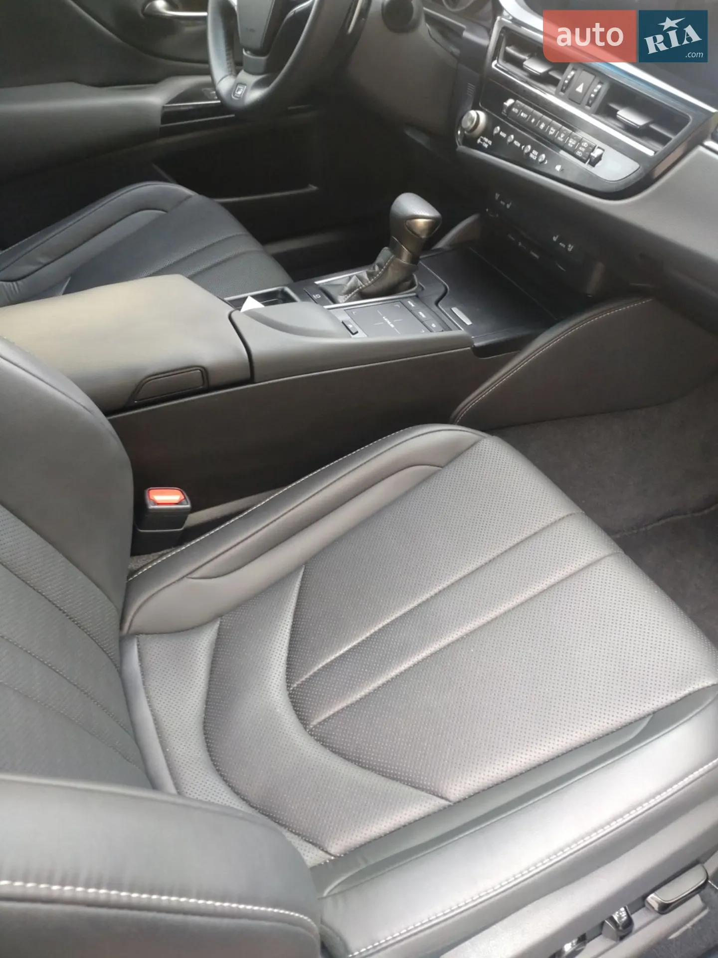 2022 Lexus ES - мініатюра 24