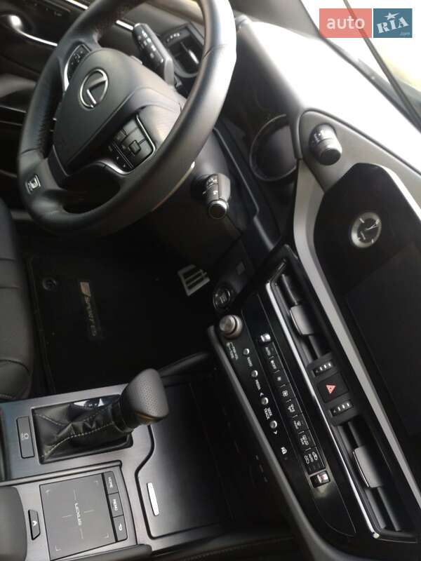 Седан Lexus ES 2022 в Києві