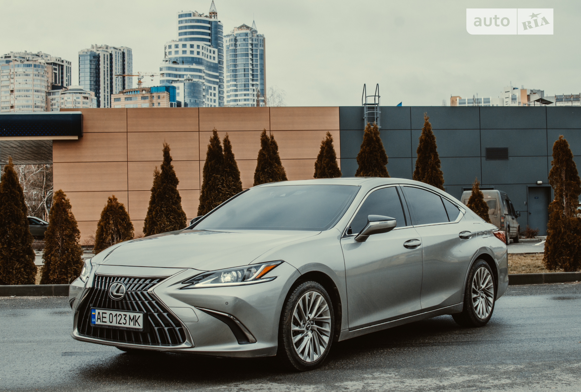 2022 Lexus ES - фото 1