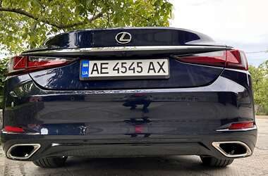 Седан Lexus ES 2021 в Дніпрі