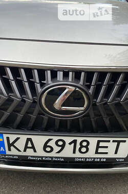 Седан Lexus ES 2022 в Вінниці