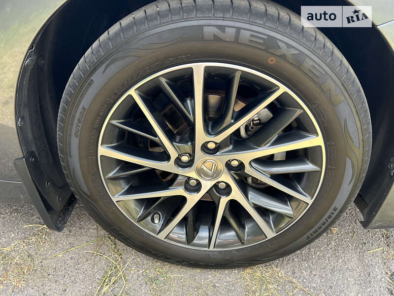 Седан Lexus ES 2018 в Кропивницком фото 29 Седан Lexus ES 2018 в Кропивницком