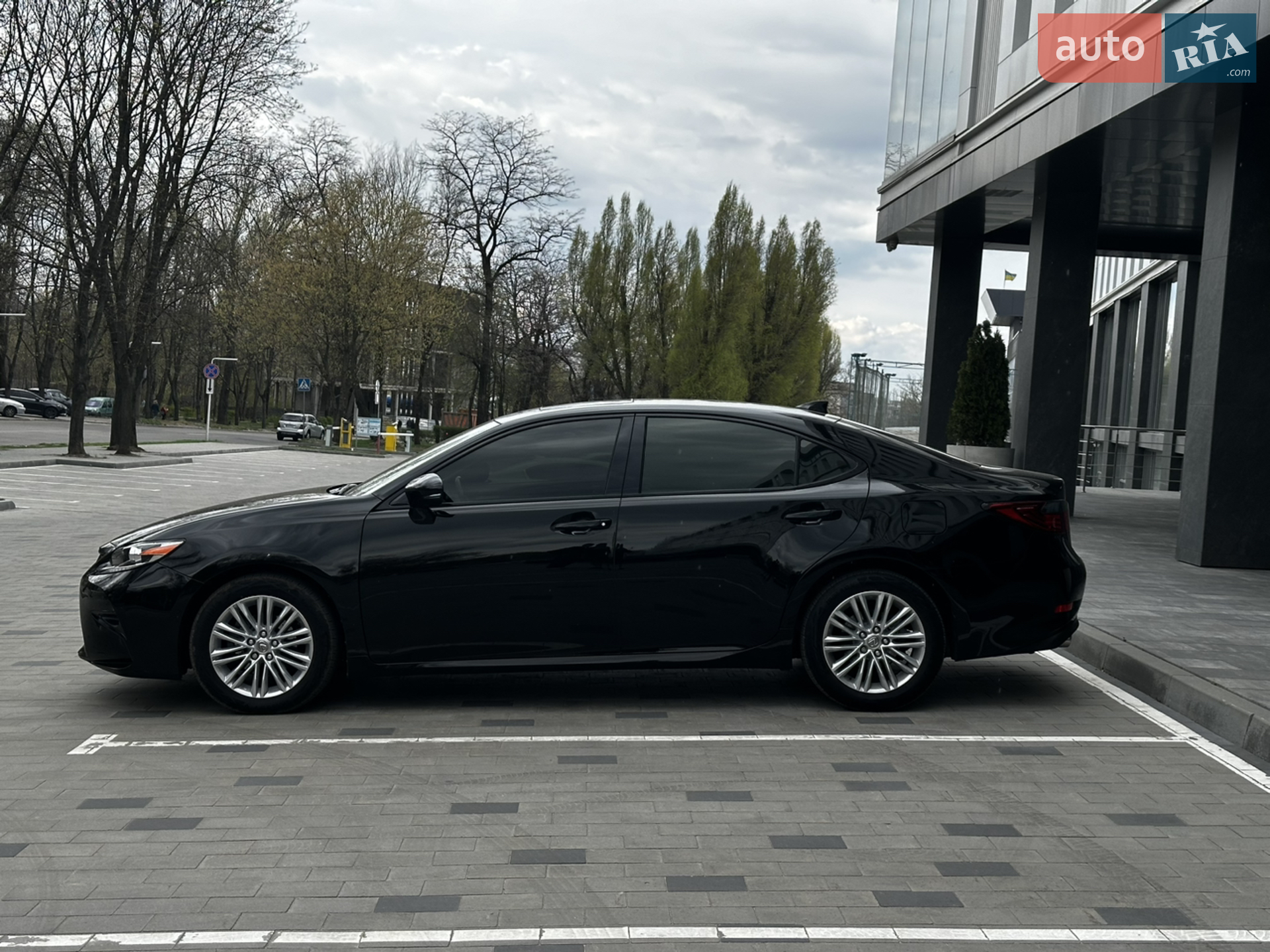 2015 Lexus ES - мініатюра 4
