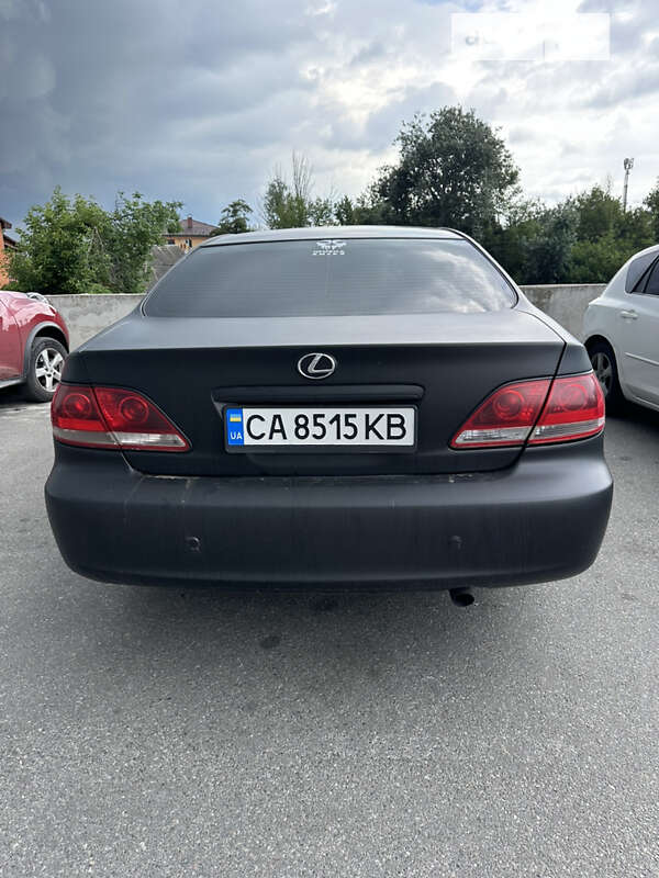 Седан Lexus ES 2004 в Киеве