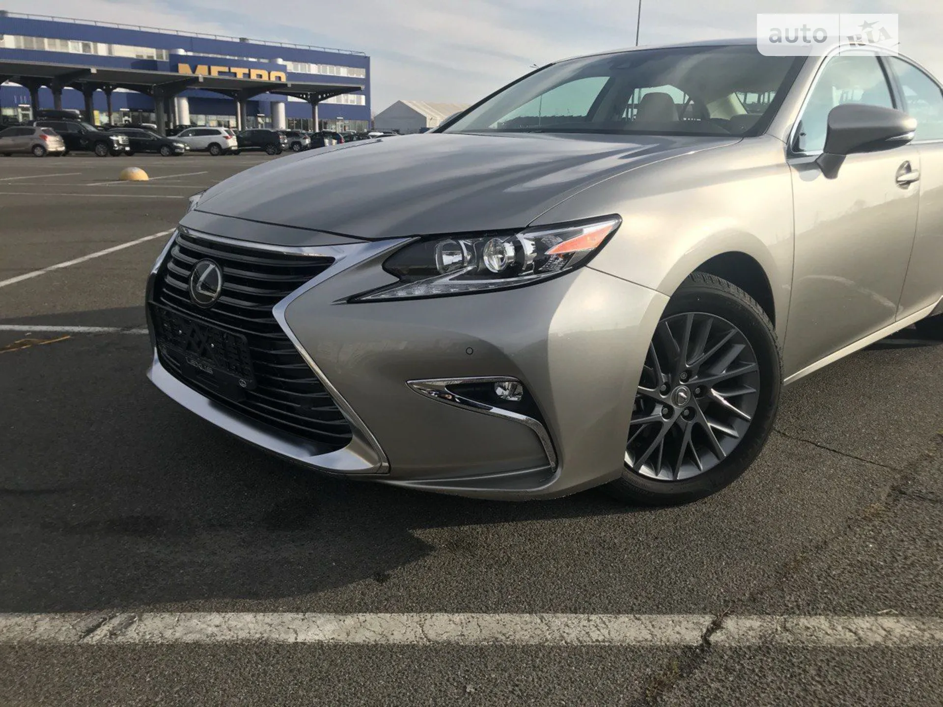2018 Lexus ES - мініатюра 2
