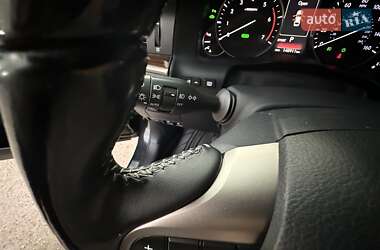 Седан Lexus ES 2016 в 