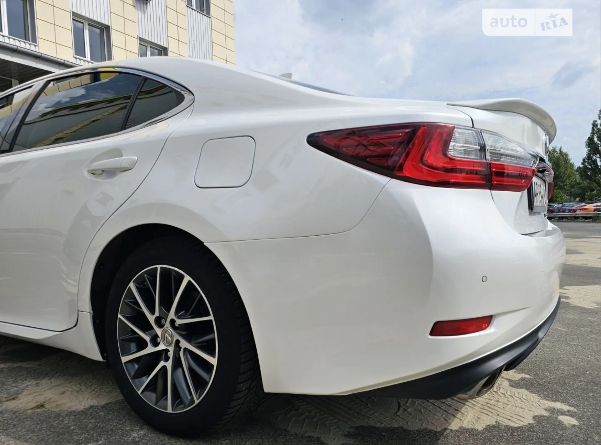 2016 Lexus ES - мініатюра 8