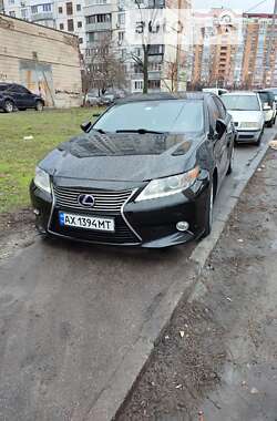 Седан Lexus ES 2014 в Києві