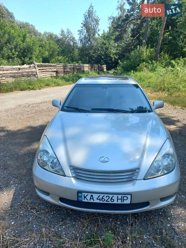 Седан Lexus ES 2003 в Киеве