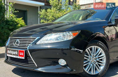 Седан Lexus ES 2013 в Вінниці