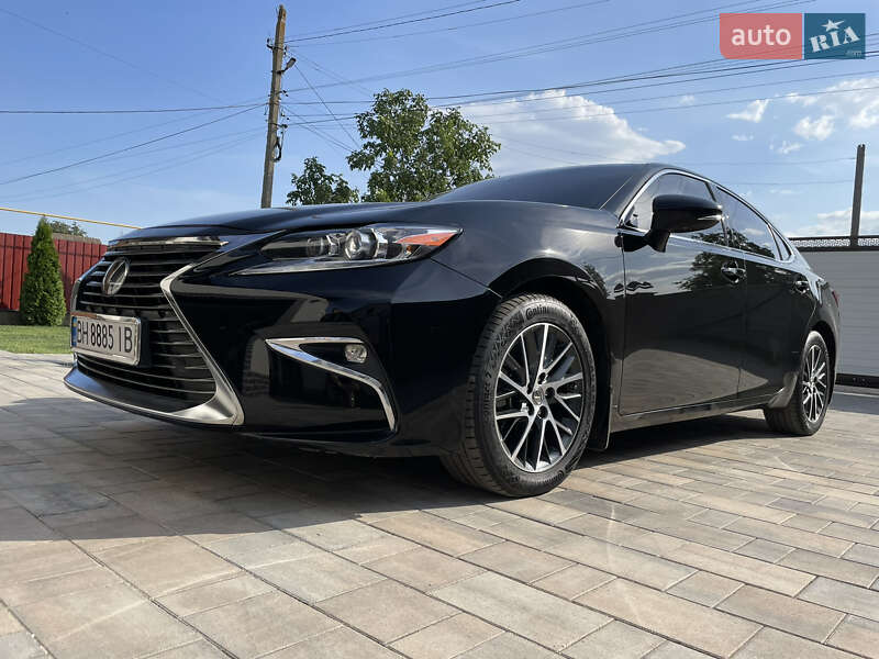 Седан Lexus ES 2018 в Одессе
