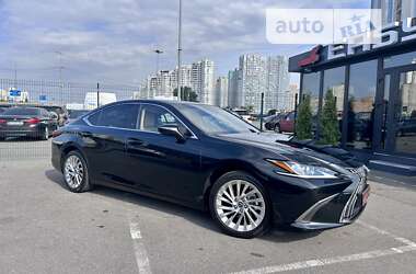 Седан Lexus ES 2022 в Києві