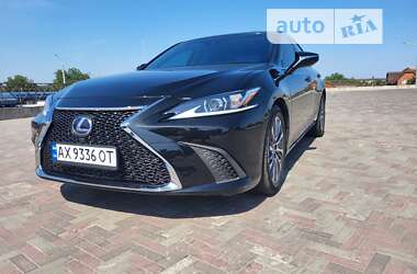 Седан Lexus ES 2021 в Харькове