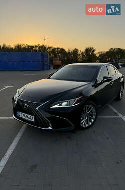 Седан Lexus ES 2022 в Борисполе