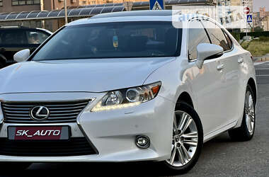 Седан Lexus ES 2014 в Києві