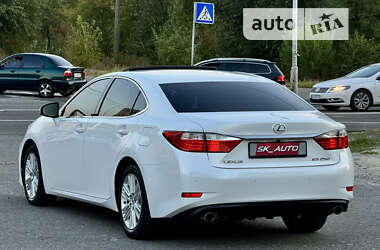 Седан Lexus ES 2014 в Києві