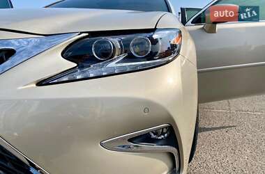 Lexus ES 2013