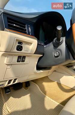 Седан Lexus ES 2013 в Черкассах