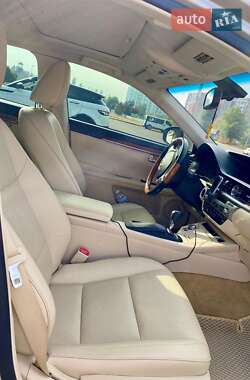 Седан Lexus ES 2013 в Черкассах