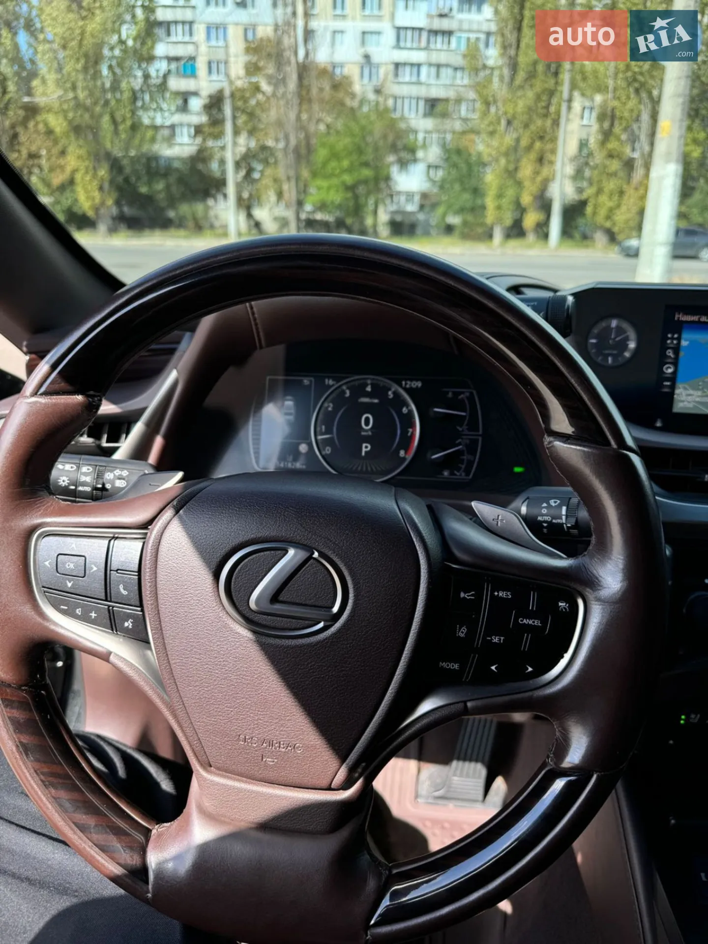 2019 Lexus ES - мініатюра 18