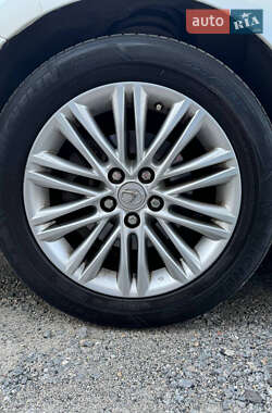 Седан Lexus ES 2016 в Днепре