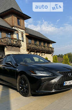 Седан Lexus ES 2022 в 