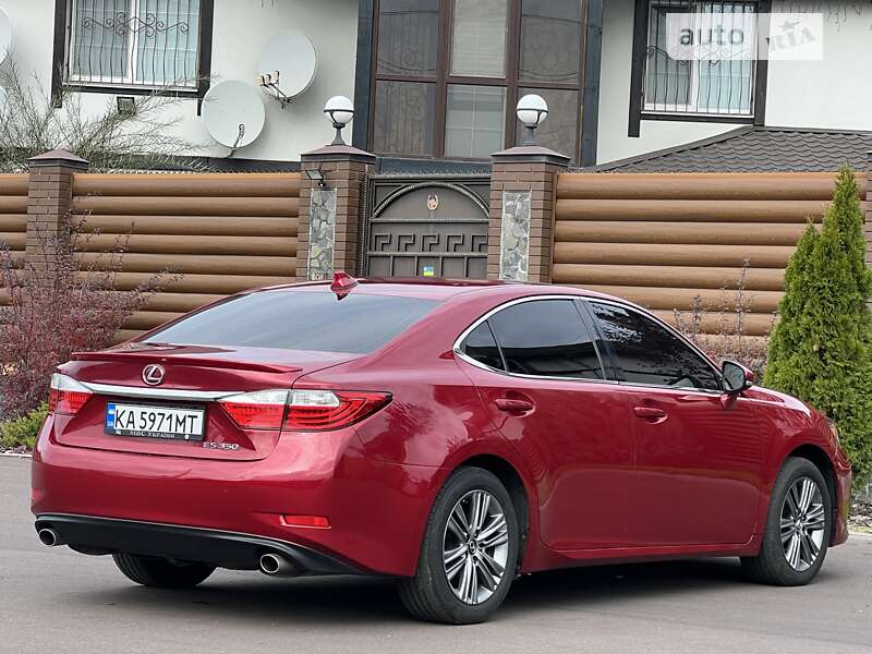 Седан Lexus ES 2013 в Киеве фото 31 Седан Lexus ES 2013 в Киеве
